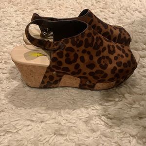 Brand New Leopard Volatile Wedges